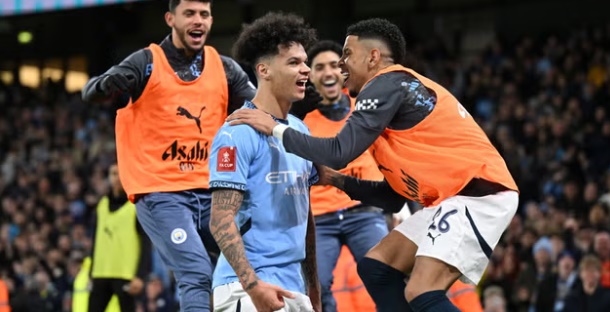 Cứu tinh của Man City