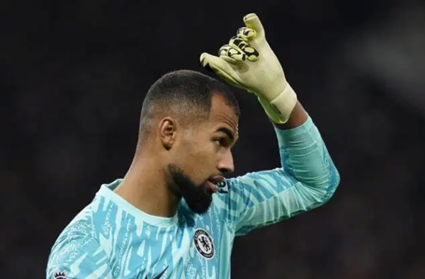 Đằng sau lời cảnh báo của Enzo Maresca là thách thức lớn dành cho Robert Sanchez ở Chelsea