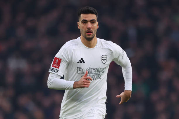 Dấu hiệu cho thấy Arsenal chuẩn bị tống khứ Mikel Merino