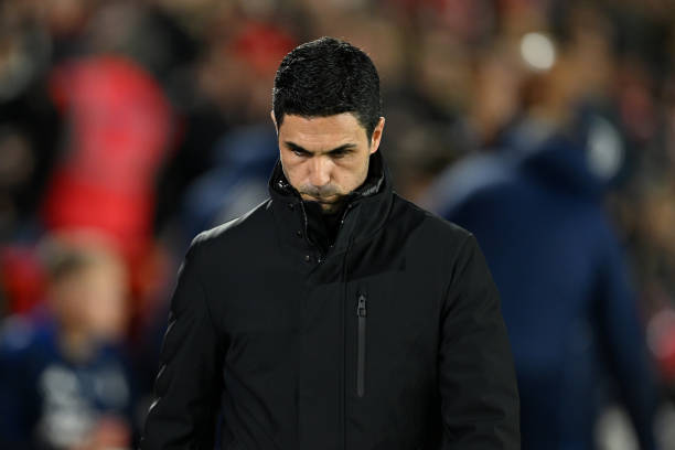 Đấu PSV, Arsenal gặp vấn đề ở cả 3 tuyến