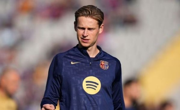 De Jong có thể đến PSG ngay tháng Giêng