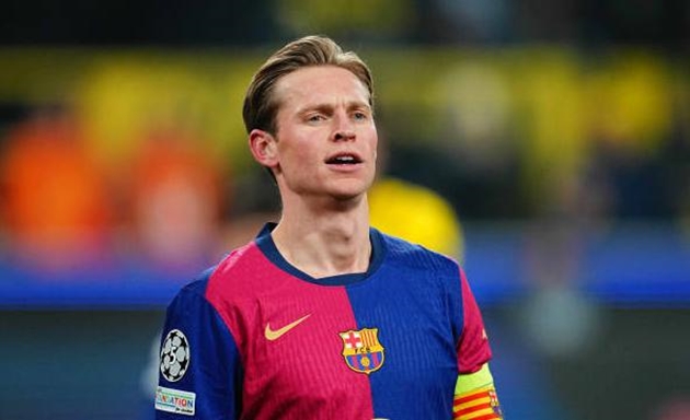 De Jong trên đường gia nhập MU?