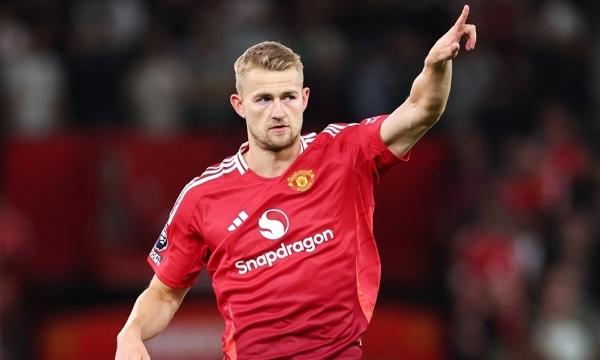 De Ligt tự tin Man United sẽ gây bất ngờ trước Liverpool