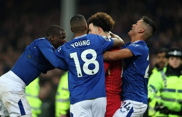 Derby Merseyside: Luôn kịch tính, luôn hỗn loạn, không bao giờ nhàm chán