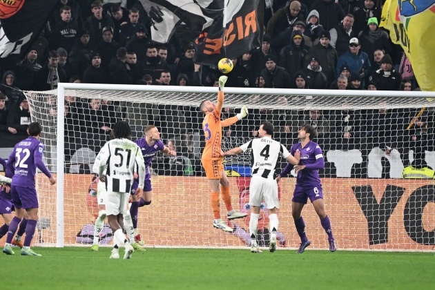 Điểm nhấn Serie A: Đẳng cấp De Gea; Dybala khiến HLV mất việc