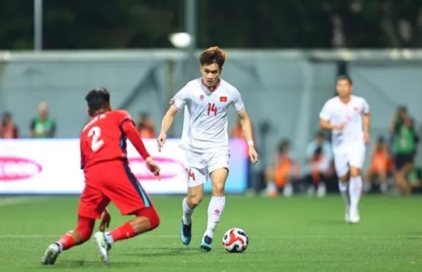 Điểm tin AFF Cup 30/12: Hoàng Đức khiến chuyên gia trầm trồ; Xuân Son có thống kê khủng