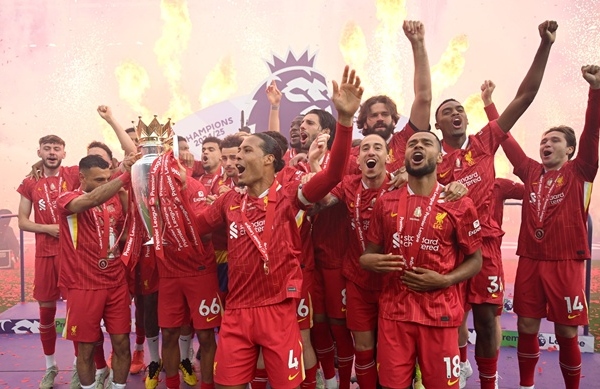Đội hình hay nhất Ngoại hạng Anh 2024/25: Cunha góp mặt; Arsenal - Liverpool chiếm sóng