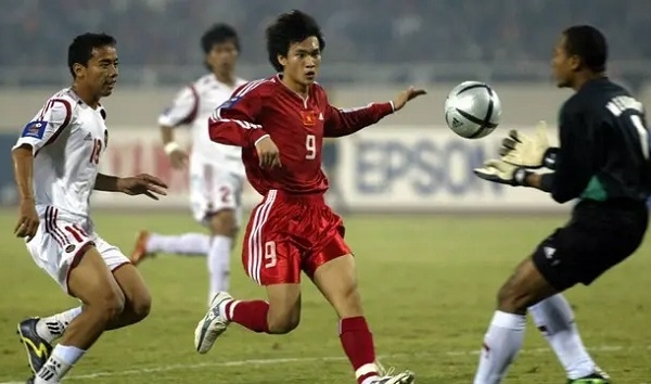 Đội hình huyền thoại xuất sắc nhất chung kết AFF Cup: 1 đại diện Việt Nam