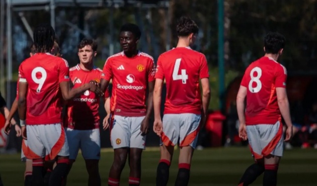 Đội trẻ của MU thắng 13-1, calo của Manchester City