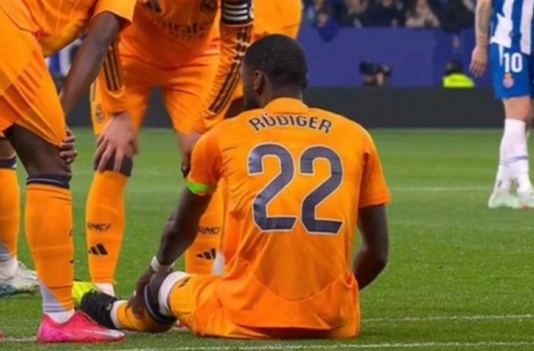 Đòn giáng mạnh vào Real Madrid sau trận thua sốc