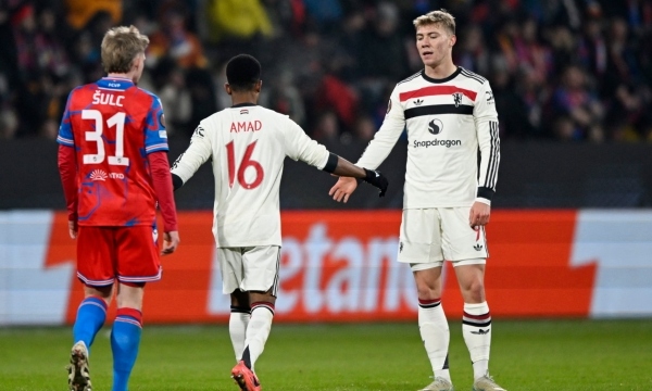 Động thái mới nhất của Hojlund với Amad Diallo trước đại chiến Man City