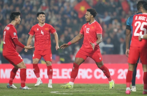 ĐT Việt Nam vào chung kết AFF Cup 2024 trong ngày Xuân Son lập cú đúp