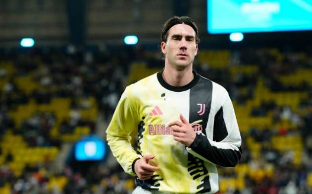 Dusan Vlahovic được huấn luyện viên bảo vệ