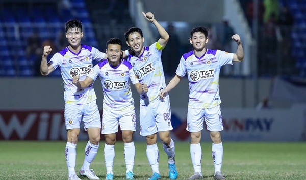 Duy Mạnh: "Thất bại trước Đồng Tháp chỉ là tai nạn với Hà Nội"