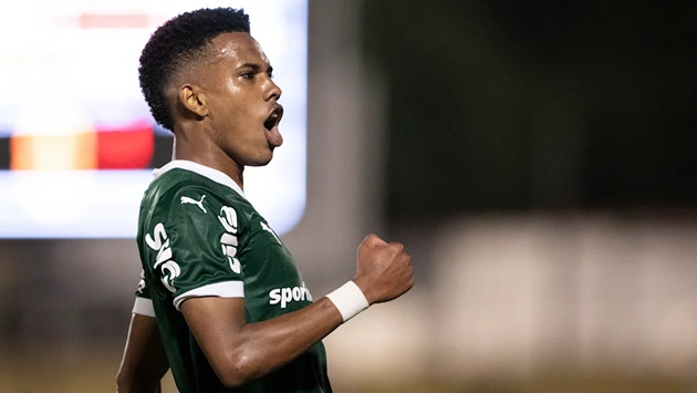 Estevao Willian vượt mốc của Neymar trước tuổi 18