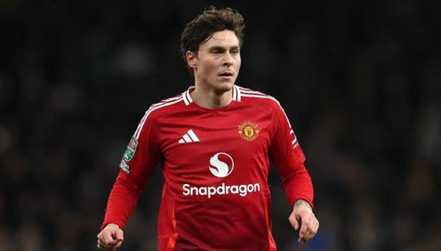 Everton tính chiêu mộ "người thừa" của M.U