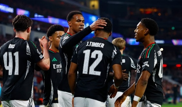 Fan Arsenal phấn khích khi phát hiện chiến thuật táo bạo của Arteta