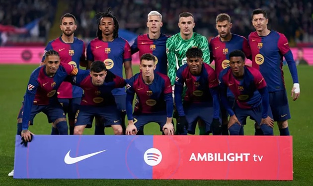 Fan Barca nổi giận với Hansi Flick vì quyết định 'mềm yếu' sau trận thua Leganes