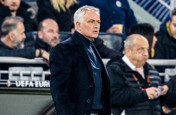 Fenerbahce 1-3 Ranger: Tấn công nhanh chóng; Mourinho đã gửi tin nhắn cho đối thủ của mình