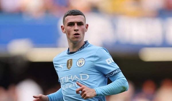 Foden nêu rõ bản hợp đồng thủ lĩnh dành cho Chelsea
