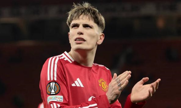 Garnacho đồng ý rời Manchester United?