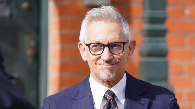 Gary Lineker dự đoán ngôi vô địch khi Arsenal bám đuổi Liverpool