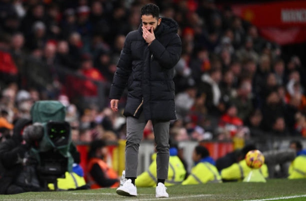 Gary Neville mách nước cho Amorim đấu Liverpool: Đưa 2 "họng pháo" trở lại đội hình