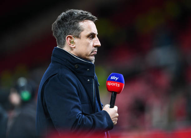 Gary Neville "tuyệt vọng" với đội hình của Man United