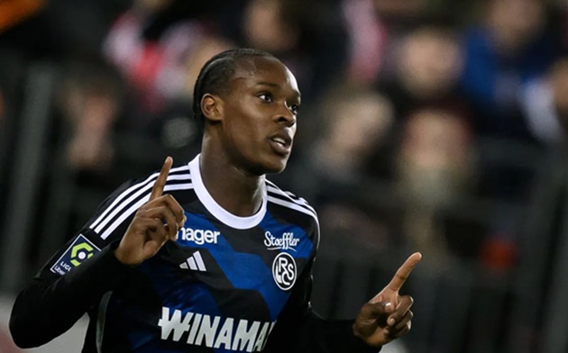 Geovany Quenda, chữ ký tiếp theo của Chelsea, là ai?