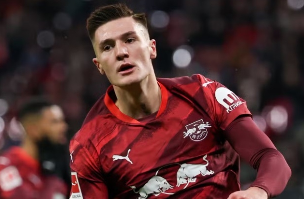 "Giữa Arsenal, Chelsea và Manchester United, Sesko đã chọn Arsenal"