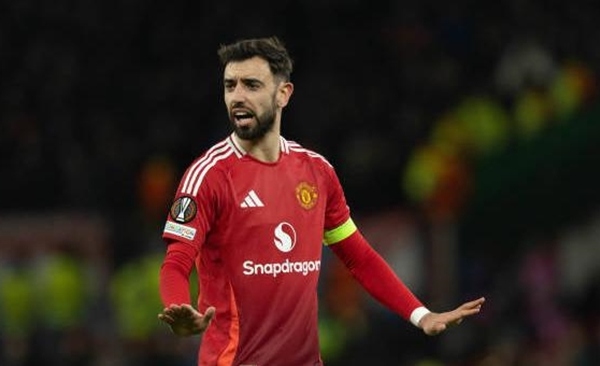 Giúp M.U đánh bại Rangers, Bruno Fernandes nhắn nhủ người hâm mộ