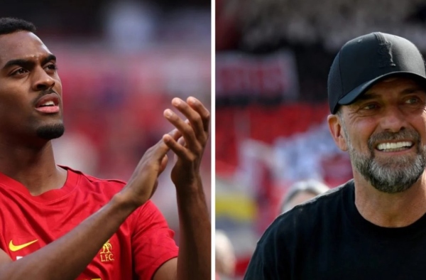Gravenberch tiết lộ cảm xúc phòng thay đồ Liverpool khi chia tay Klopp