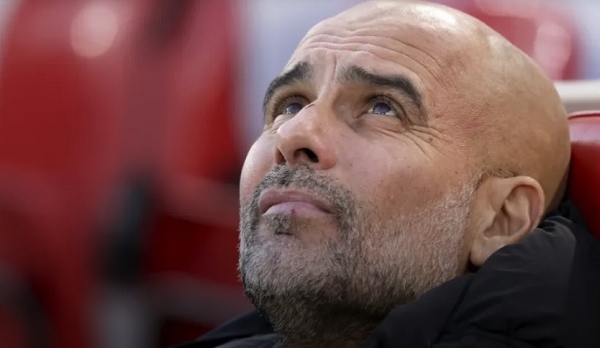 Guardiola sẽ "không từ bỏ", nhưng Manchester City có nên thay thế?