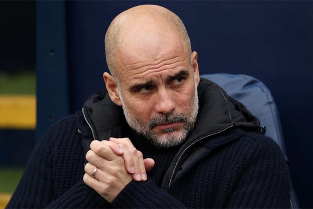 Guardiola: 'Thua MU đau quá, hủy hoại mùa giải của Man City'