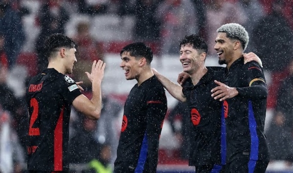 Hạ gục Benfica, Barcelona kiếm bộn tiền ở Champions League