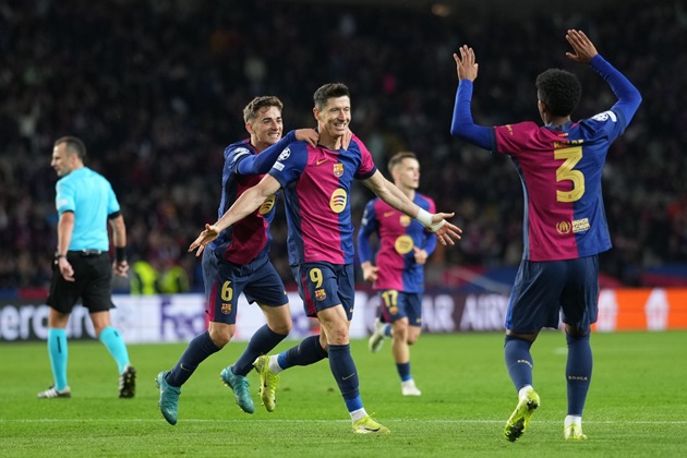 Hàng công Barca "vô đối" ở cả La Liga lẫn Champions League