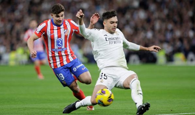 Hành trình chuyển mình của Real Madrid: Sự thích nghi và thách thức