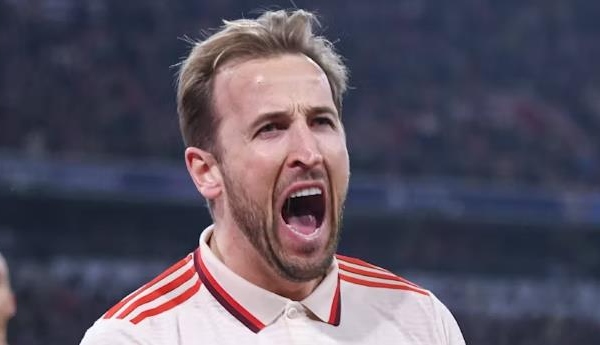Harry Kane lập kỳ tích ở Champions League