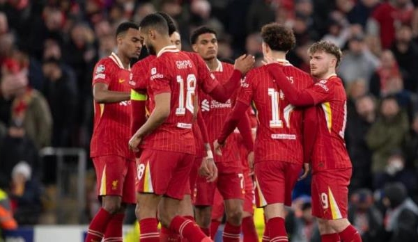 Harvey Elliott tiết lộ người đá quả penalty cuối cùng cho Liverpool trước PSG