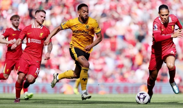 HLV Arne Slot xoay tua đội hình, Arnold trở lại trận Liverpool vs Wolves