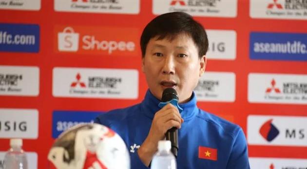 HLV Kim Sang-sik có kế hoạch giúp ĐT Việt Nam ghi bàn trong hiệp 1