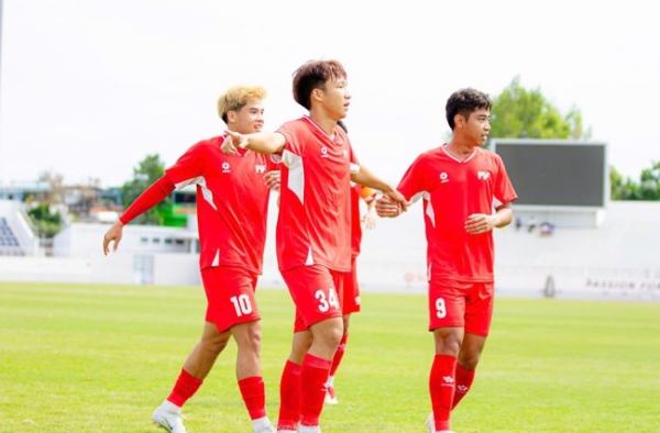 HLV Kim Sang-sik trao cơ hội cho "Messi Hà Tĩnh"?