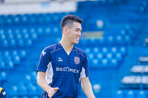 HLV Kim Sang-sik và nỗi lo hàng công tuyển Việt Nam