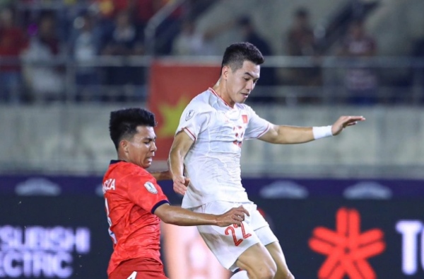 HLV Kim thay người như thần, tuyển Việt Nam hủy diệt Lào 4-1