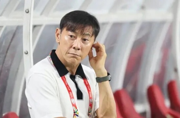 HLV Shin Tae-yong bức xúc trước trận gặp Việt Nam