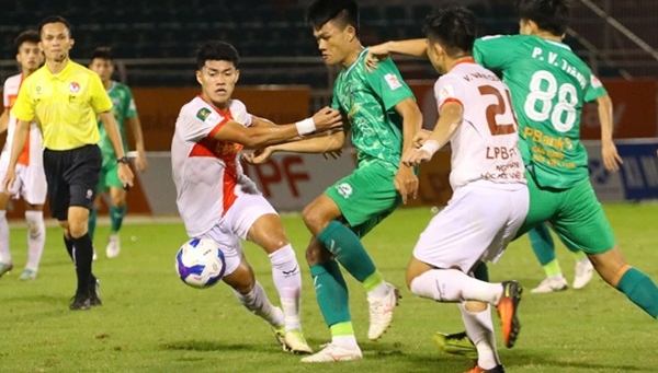 Hoàng Đức kiến tạo, Ninh Bình thắng 3-0