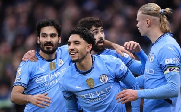 Hợp đồng mới có thể tiết kiệm mùa Manchester City