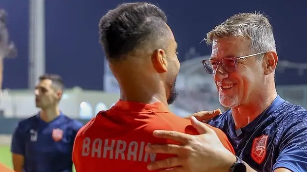 Huấn luyện viên Bahrain châm biếm Indonesia: "Có vẻ như chúng tôi đang chiến đấu với Hà Lan"