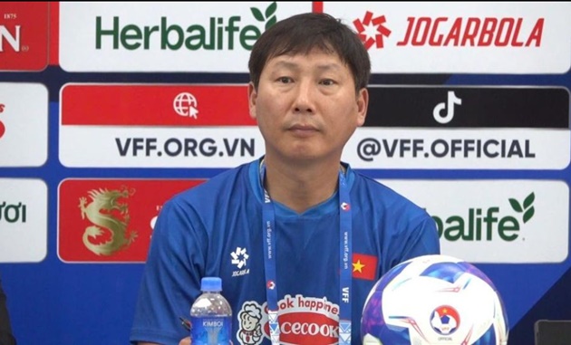 Huấn luyện viên Kim Sang-Sik: "Campuchia mạnh hơn, nhưng Việt Nam quyết định giành chiến thắng"