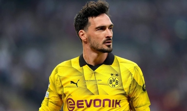 Hummels chỉ trích Real sau khi Vinicius trượt Quả Bóng Vàng